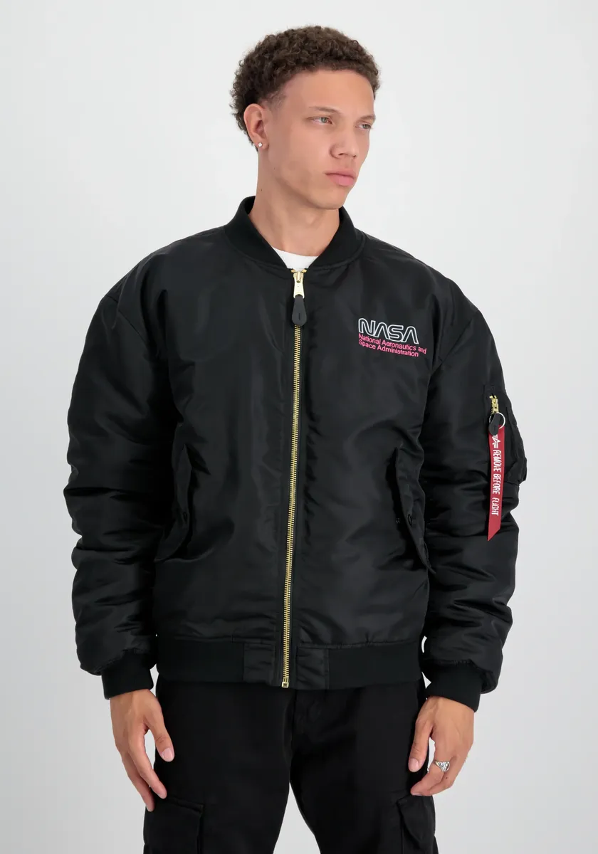 Куртка-бомбер Alpha Industries " Alpha Industries Мужчины - Куртки-бомберы MA-1 NASA Skylab", черный
Куртка-бомбер Alpha Industries " Alpha Industries Мужчины - Куртки-бомберы MA-1 NASA Skylab", черный