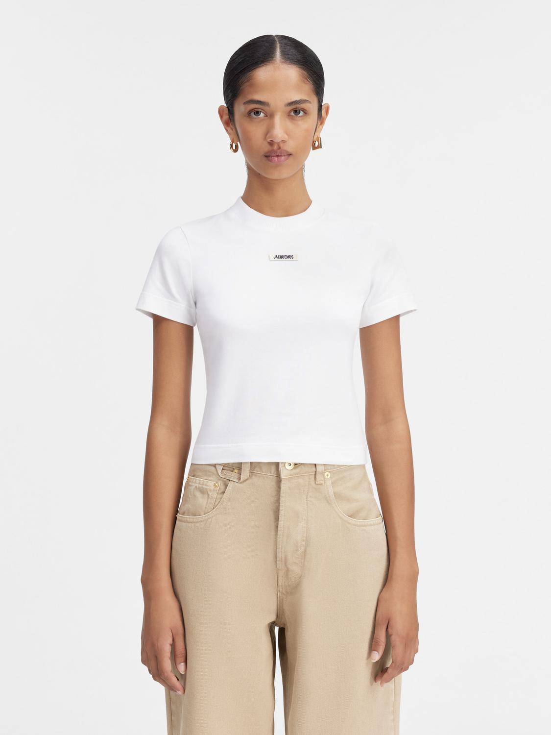 Футболка с логотипом Grosgrain JACQUEMUS The Gros Grain t-shirt, белый
Футболка с логотипом Grosgrain JACQUEMUS The Gros Grain t-shirt, белый