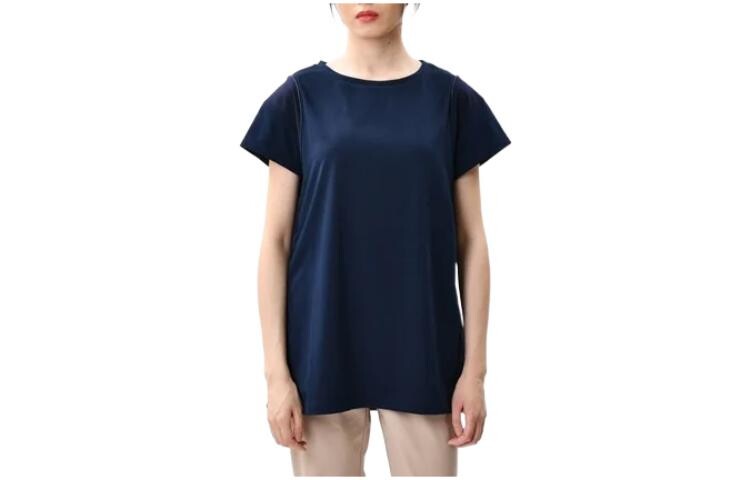 Футболка женская темно-синяя New Balance
Футболка женская темно-синяя New Balance