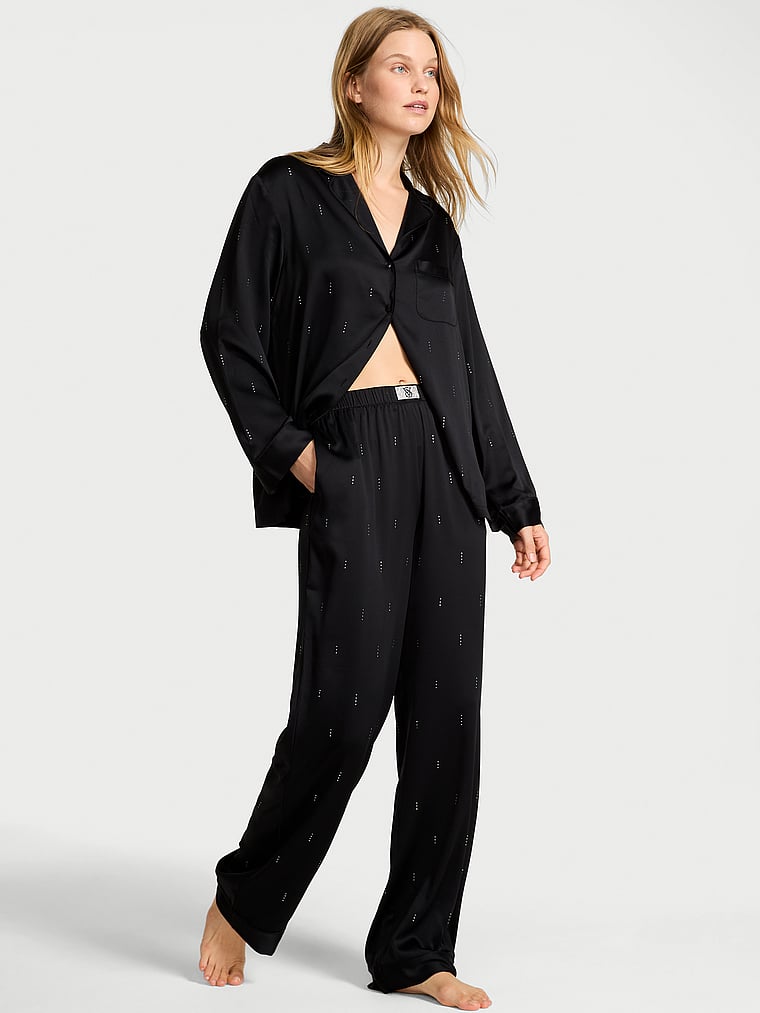 Длинный пижамный комплект из блестящего атласа Victoria'S Secret, black
Длинный пижамный комплект из блестящего атласа Victoria'S Secret, black
