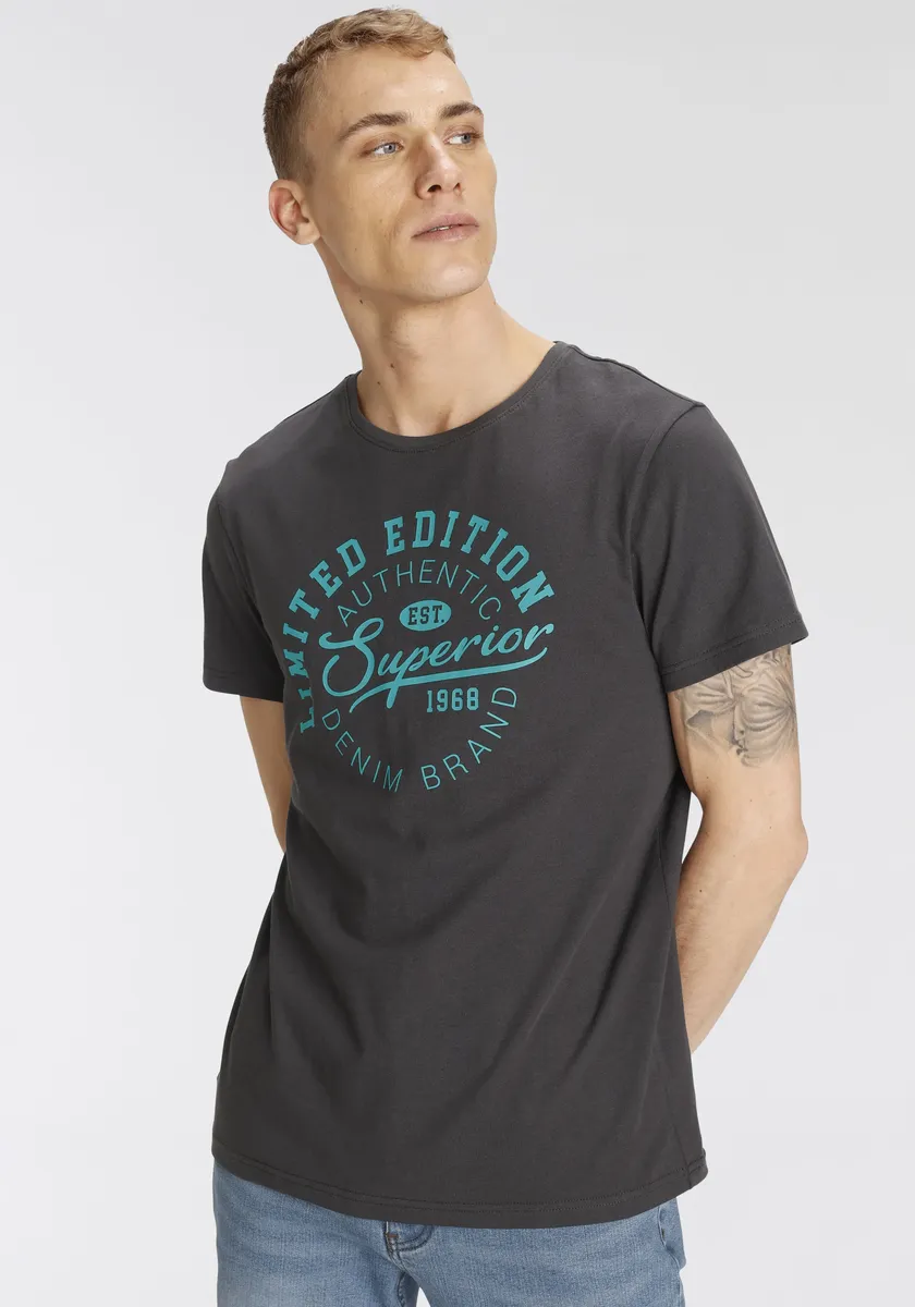 Футболка AJC, винтажный стиль, антрацит
Футболка AJC, винтажный стиль, антрацит