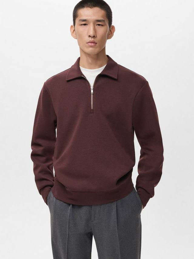 Болаз свитер с молнией до горла Mango, Dark Red
Болаз свитер с молнией до горла Mango, Dark Red