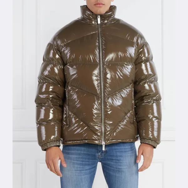 Пуховик стандартного кроя Armani Exchange, хаки
Пуховик стандартного кроя Armani Exchange, хаки