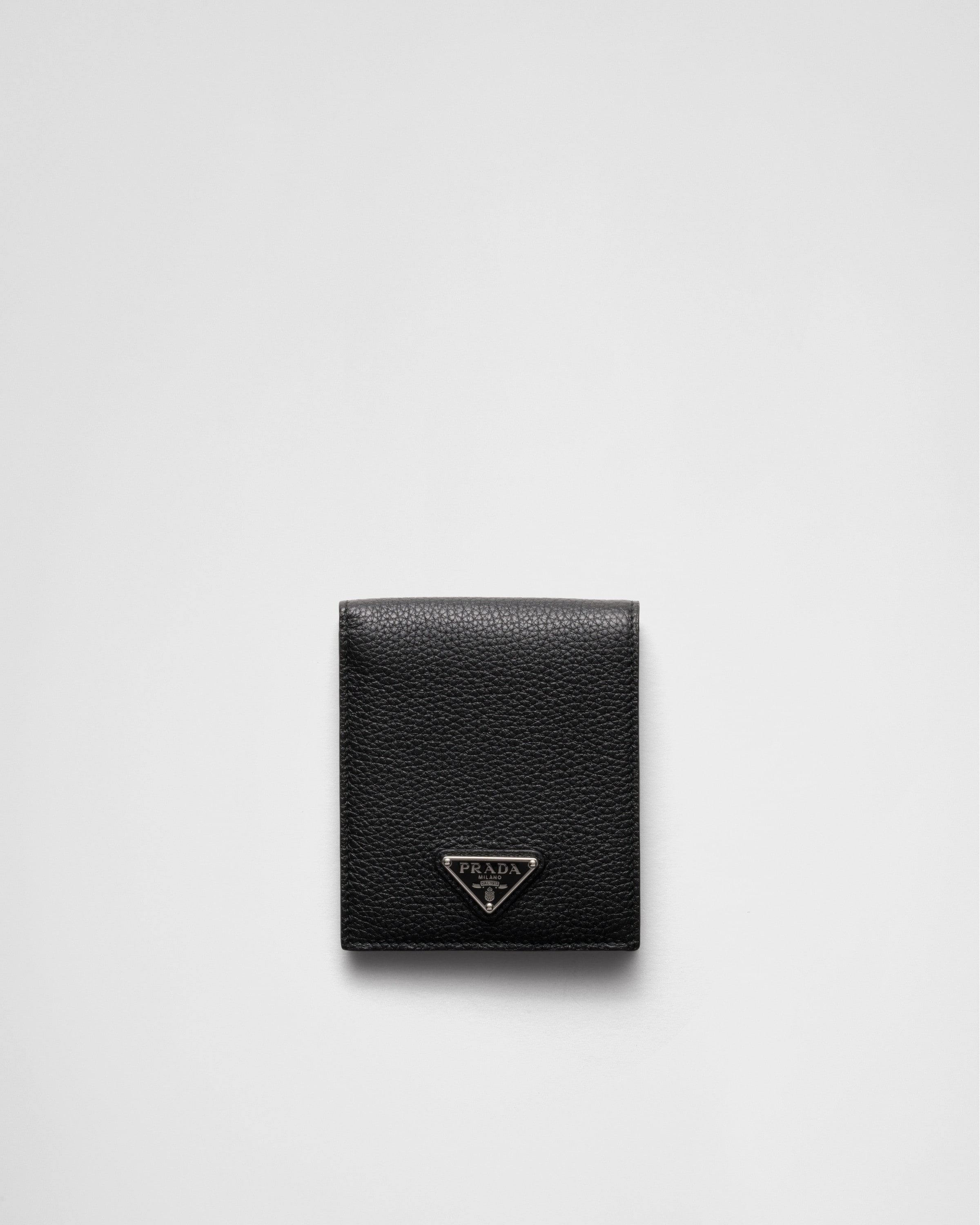 Кожаный кошелек с монетницей Prada, черный
Кожаный кошелек с монетницей Prada, черный