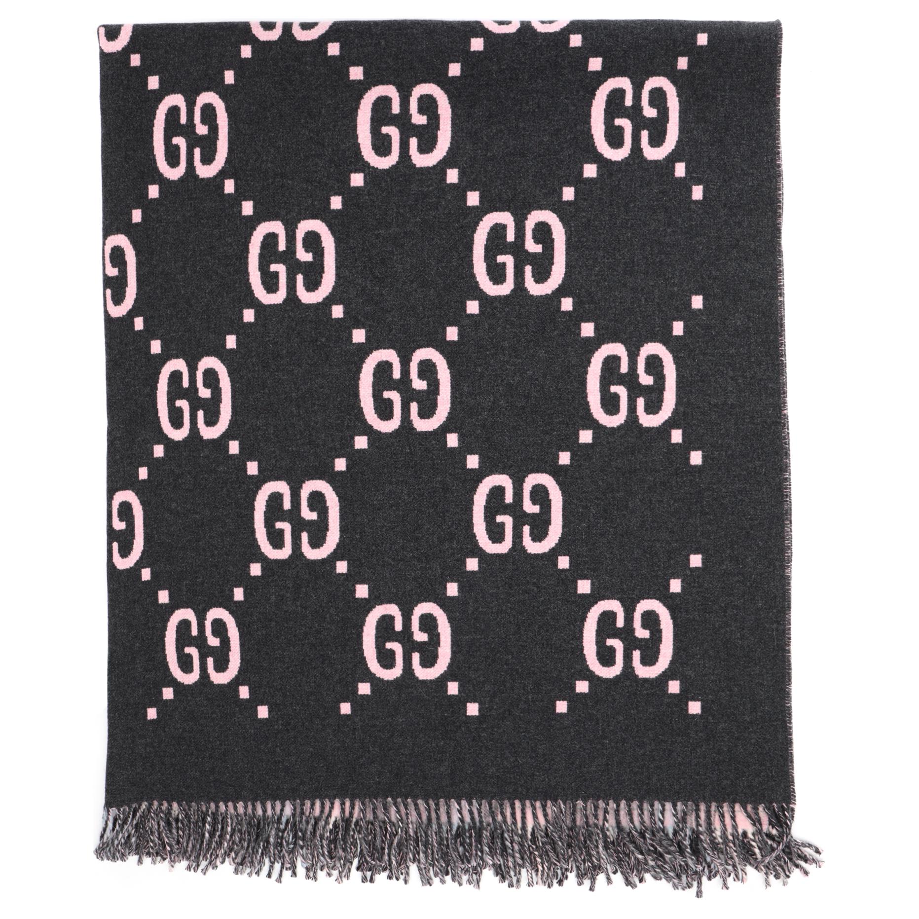 Шаль унисекс GUCCI
Шаль унисекс GUCCI