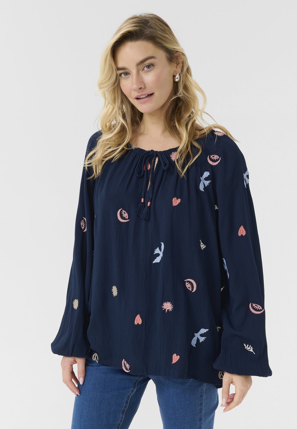 Блуза Cream, темно-синий
Блуза Cream, темно-синий