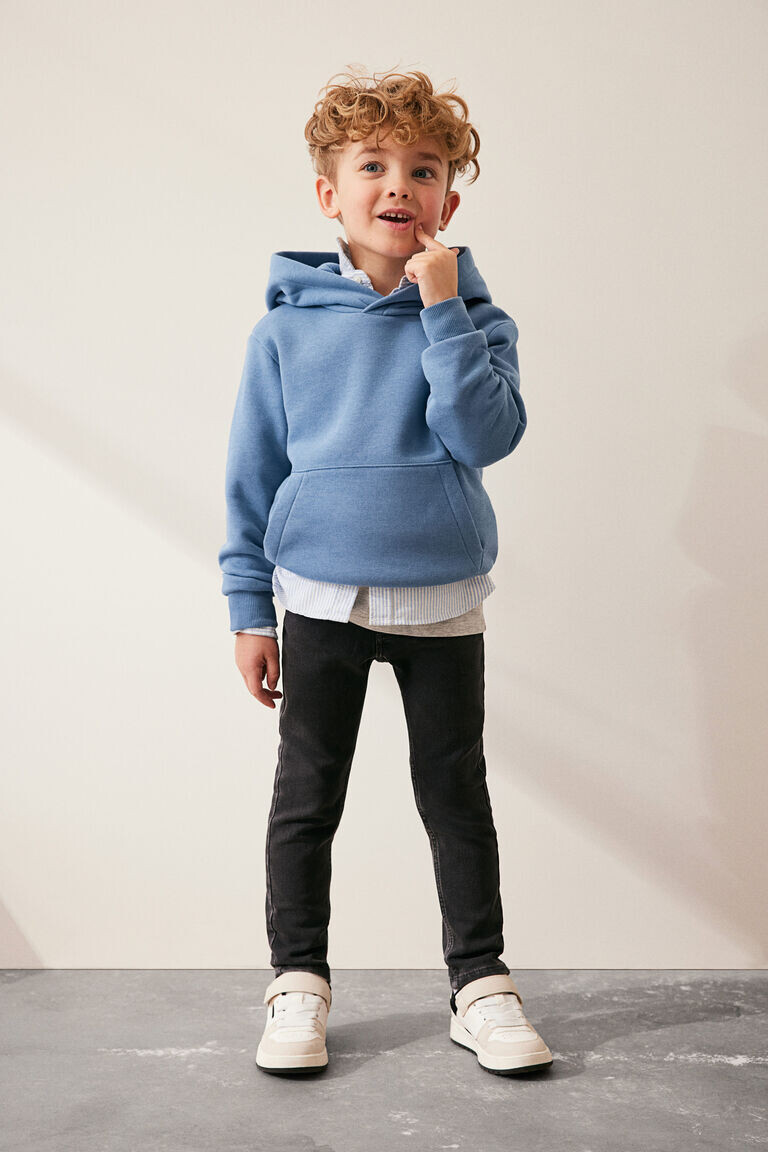 Супермягкие джинсы скинни H&M, черный
Супермягкие джинсы скинни H&M, черный