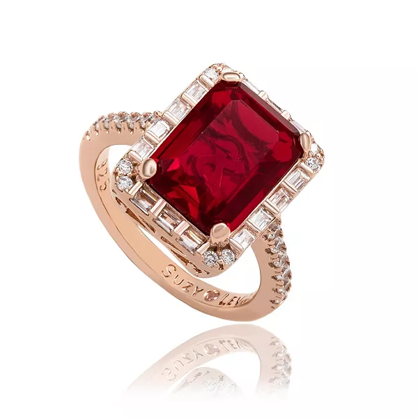 Кольцо-Гало Suzy Levian из стерлингового серебра с изумрудной огранкой и кубическим цирконием огранки «багет» Suzy Levian New York, red
Кольцо-Гало Suzy Levian из стерлингового серебра с изумрудной огранкой и кубическим цирконием огранки «багет» Suzy Levian New York, red