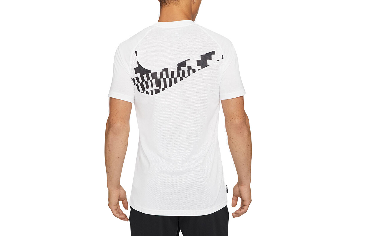 Мужское футбольное джерси Nike, цвет White
Мужское футбольное джерси Nike, цвет White