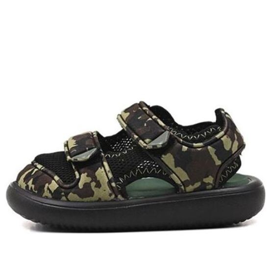Кроссовки water sandal 'camouflage' Adidas, камуфляж
Кроссовки water sandal 'camouflage' Adidas, камуфляж