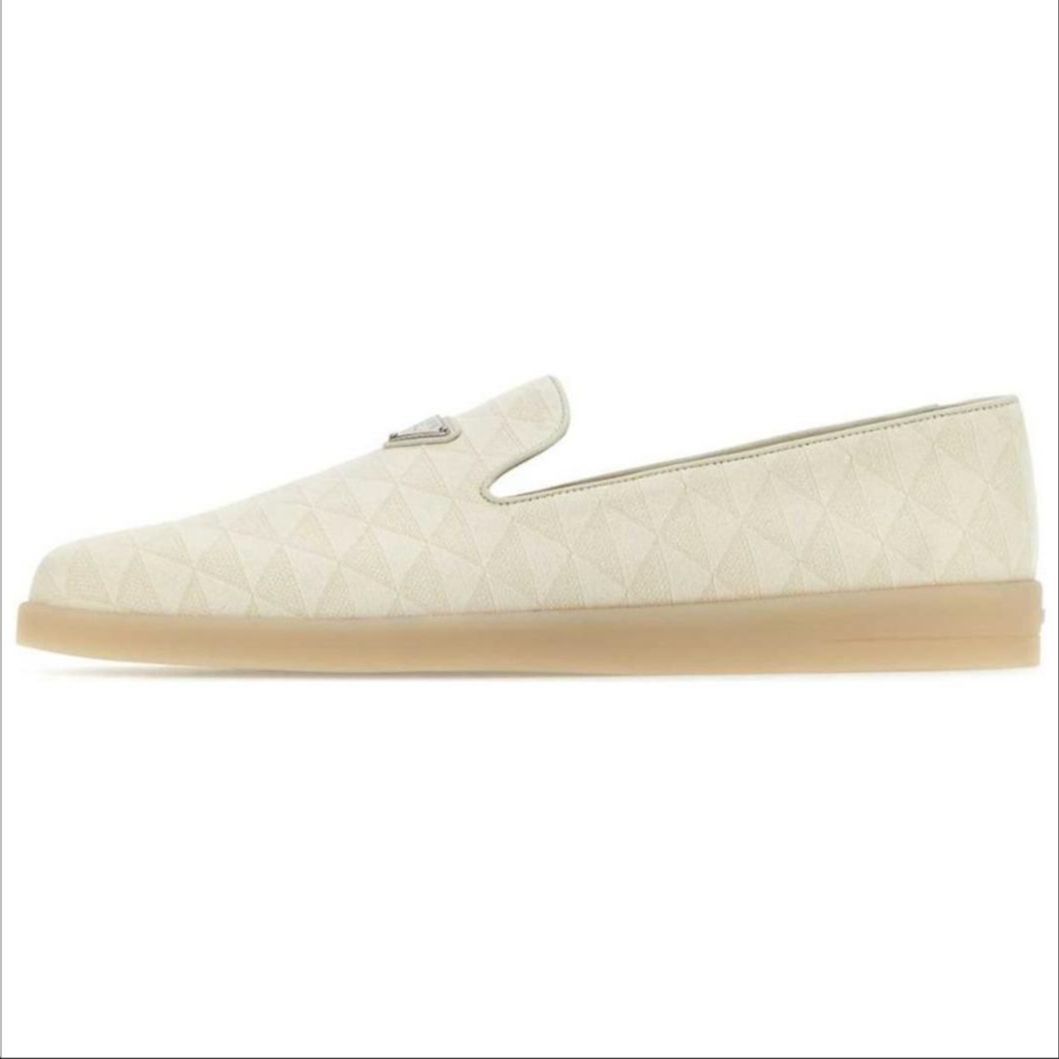 PRADA Мужские повседневные туфли с низким верхом, бежевого цвета
PRADA Мужские повседневные туфли с низким верхом, бежевого цвета