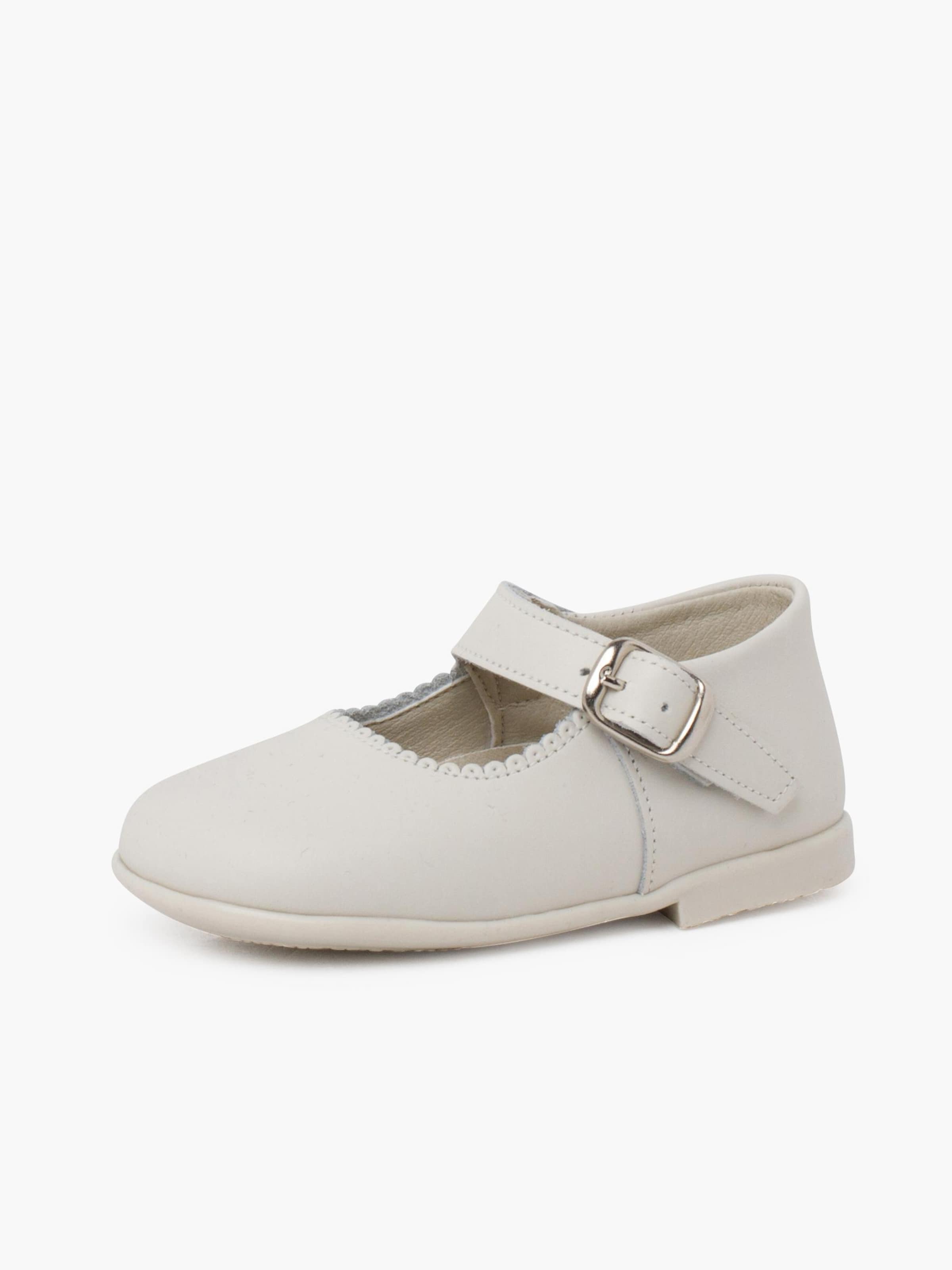 Pisamonas Flats Off White
Pisamonas Flats Off White