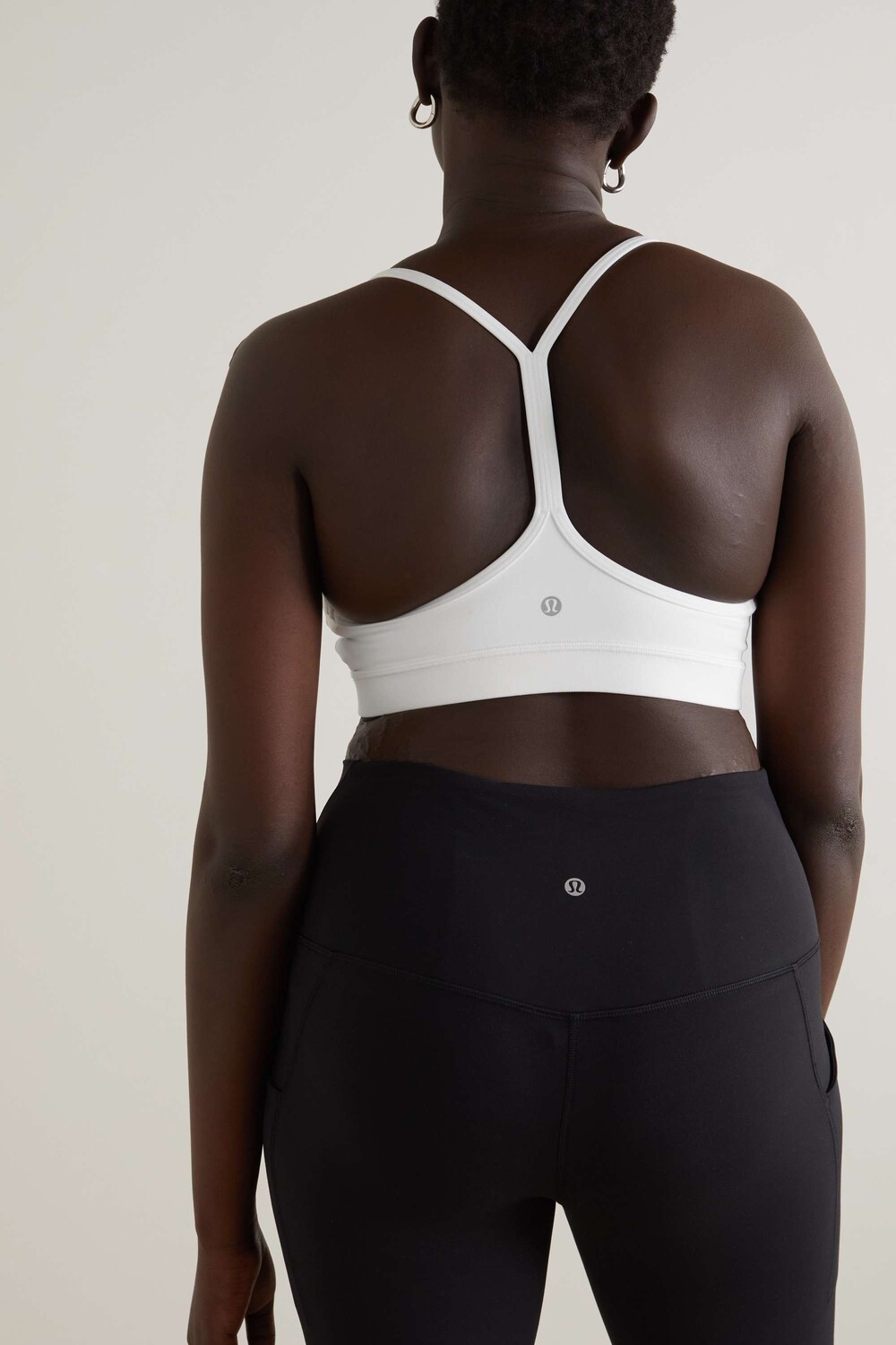 LULULEMON эластичный спортивный бюстгальтер Flow Y, белый
LULULEMON эластичный спортивный бюстгальтер Flow Y, белый