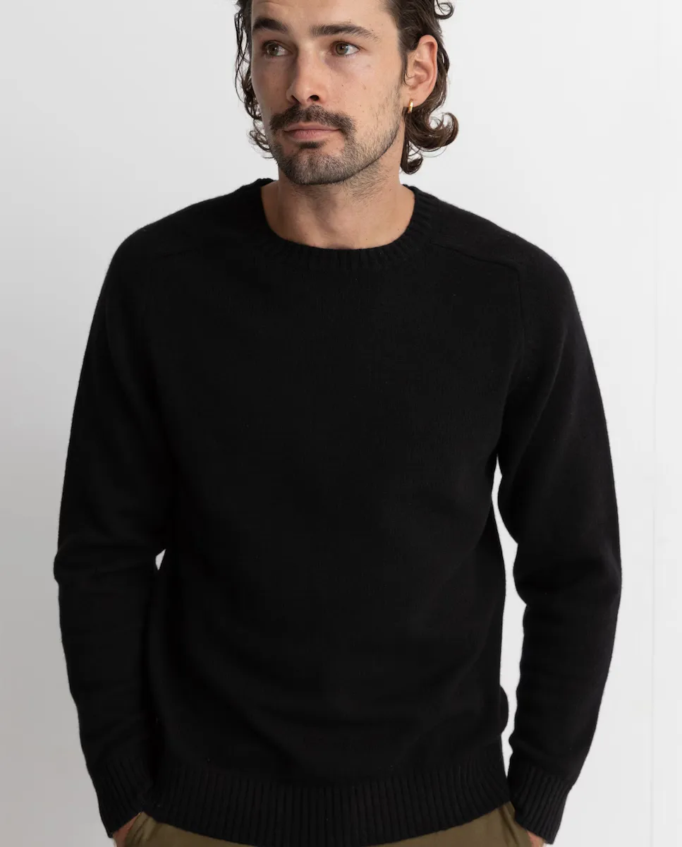 Мужской классический однотонный свитер с круглым вырезом Rhythm, черный 
Мужской классический однотонный свитер с круглым вырезом Rhythm, черный