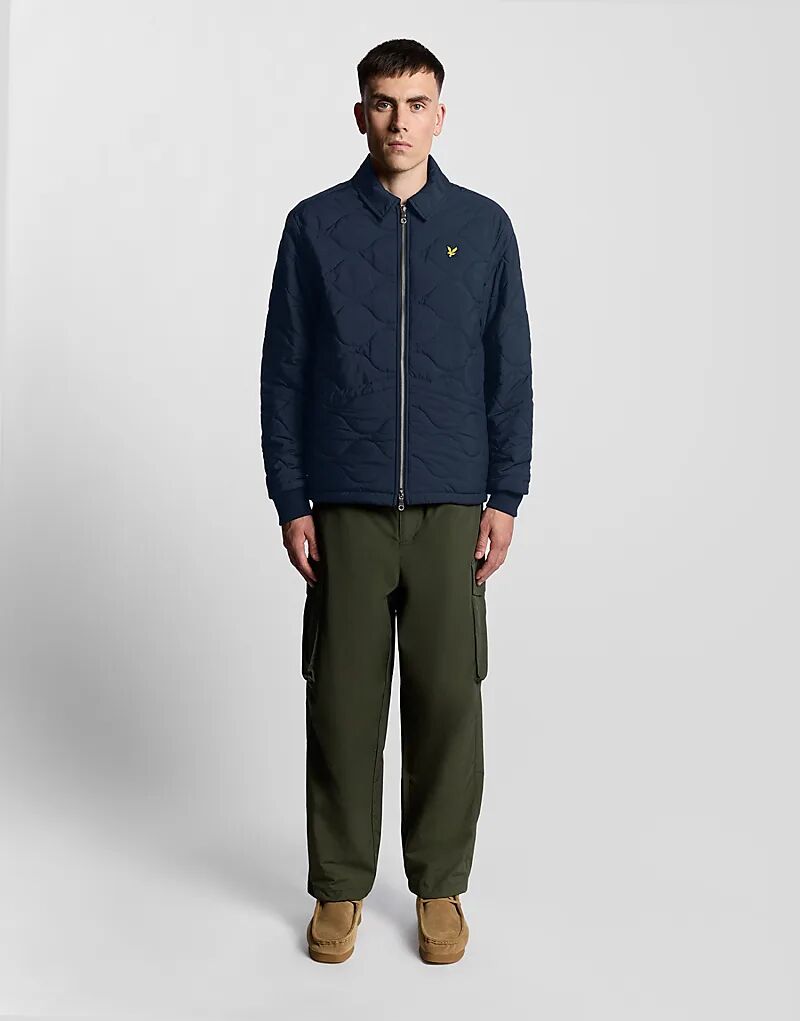 Стеганая куртка Lyle & Scott из рипстопа темно-синего цвета
Стеганая куртка Lyle & Scott из рипстопа темно-синего цвета