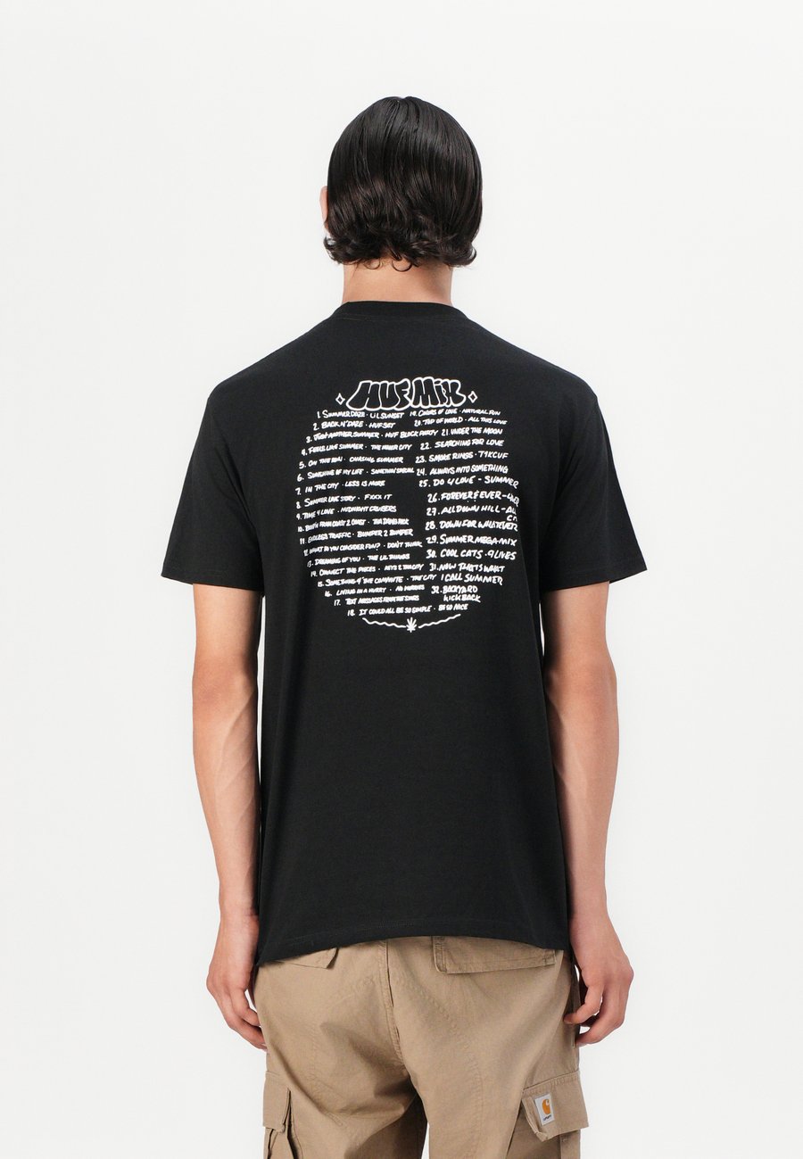 Футболка HUF PLAYLIST TEE UNISEX, Black, Черный, Футболка HUF PLAYLIST TEE UNISEX, Black
Футболка HUF PLAYLIST TEE UNISEX, Black, Черный, Футболка HUF PLAYLIST TEE UNISEX, Black