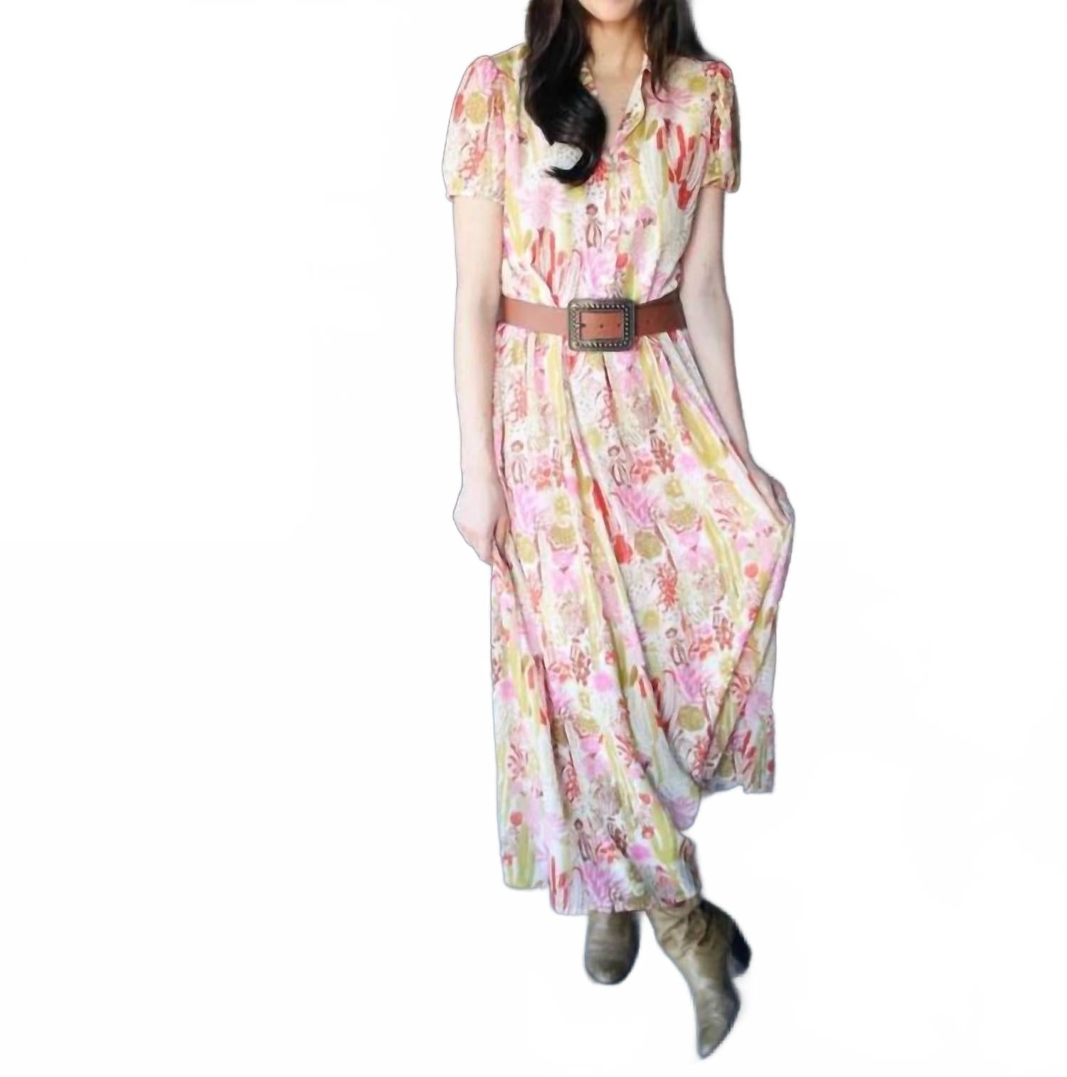 Вестерн-макси платье с принтом кактусов в мультиколоре Turquoise Haven
Вестерн-макси платье с принтом кактусов в мультиколоре Turquoise Haven