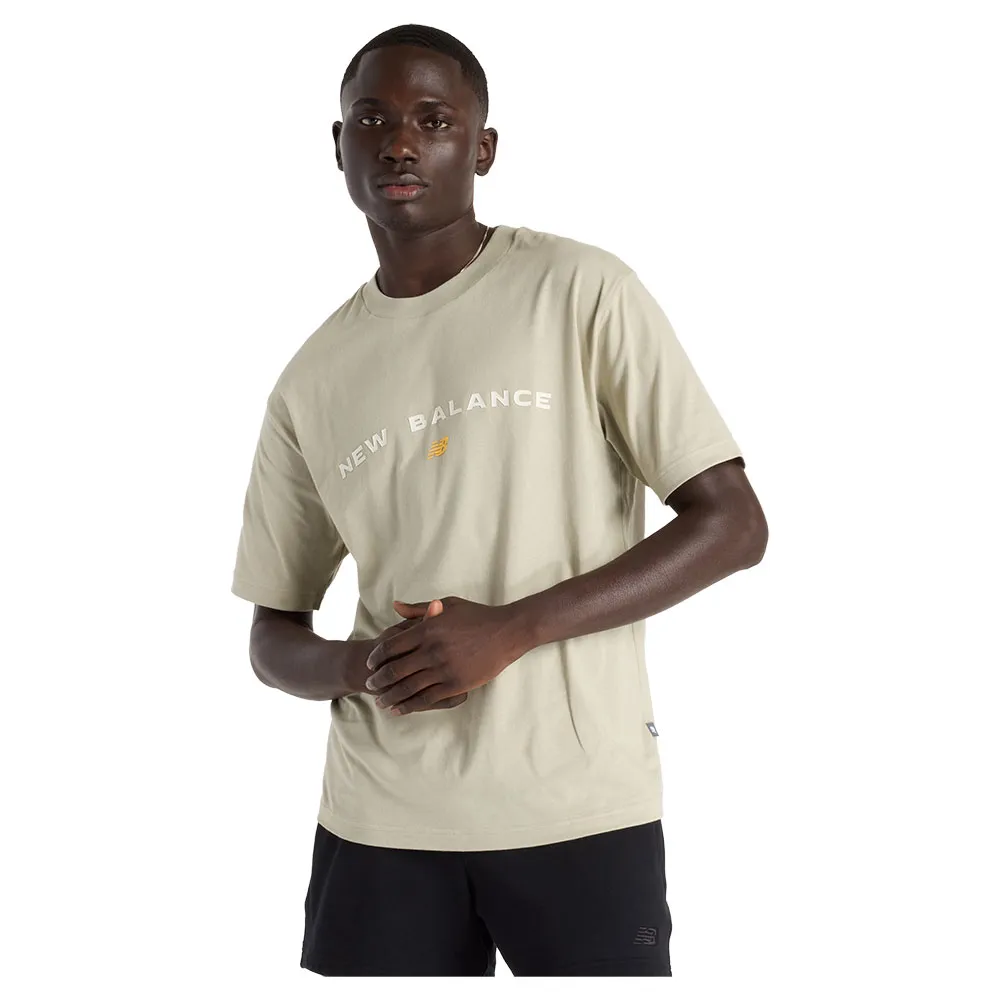 Футболка с коротким рукавом New Balance Reimagined Graphic 1, бежевый
Футболка с коротким рукавом New Balance Reimagined Graphic 1, бежевый