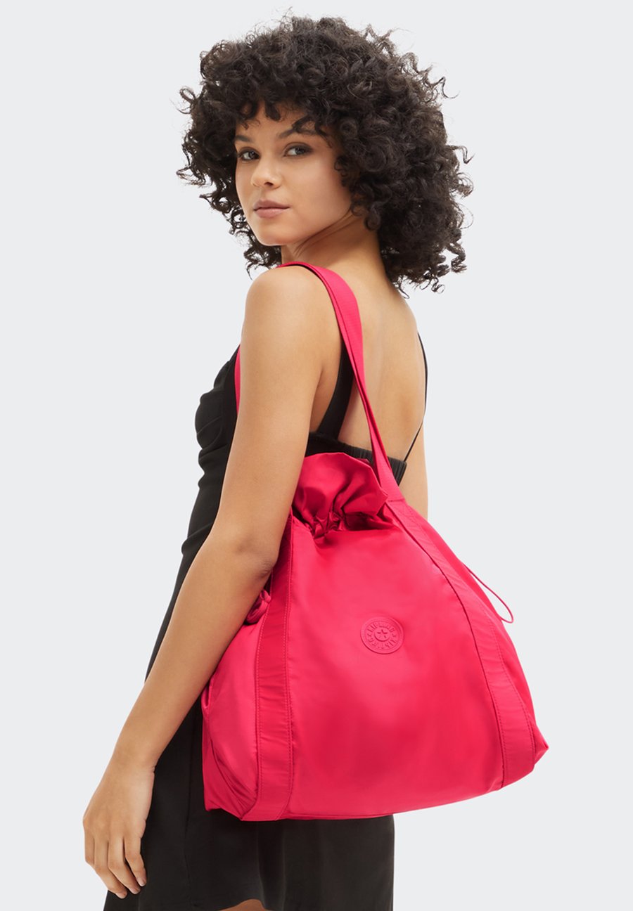 Сумка Kipling ELMAR, Simply Fuchsia/Mottled Pink
Сумка Kipling ELMAR, Simply Fuchsia/Mottled Pink