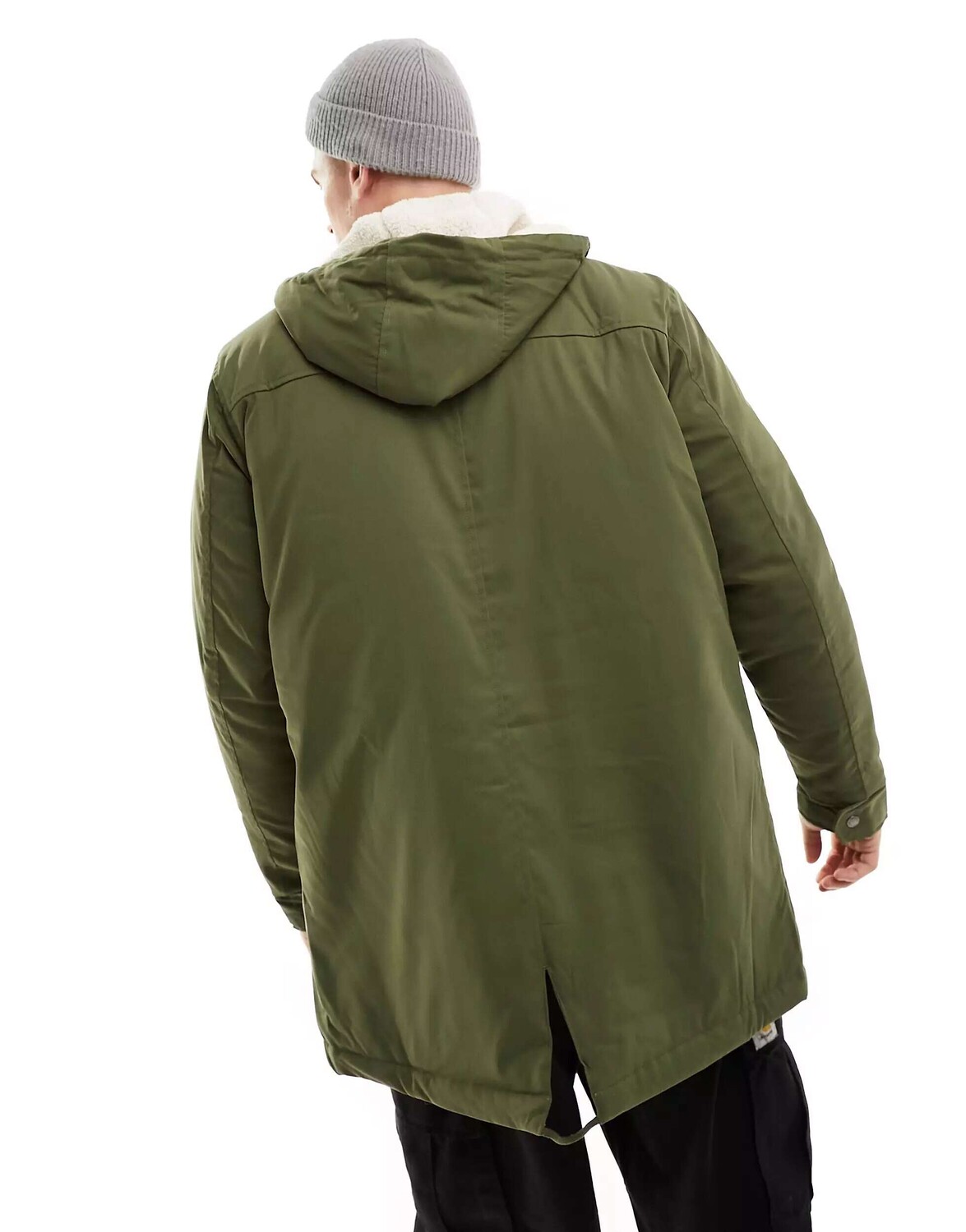 Парка цвета хаки Only & Sons с капюшоном на подкладке из борга
Парка цвета хаки Only & Sons с капюшоном на подкладке из борга