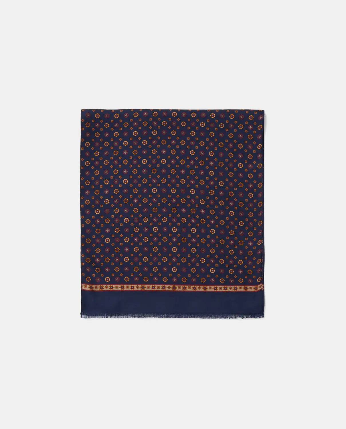 Фантазийный шелковый шарф Emidio Tucci, темно-синий
Фантазийный шелковый шарф Emidio Tucci, темно-синий