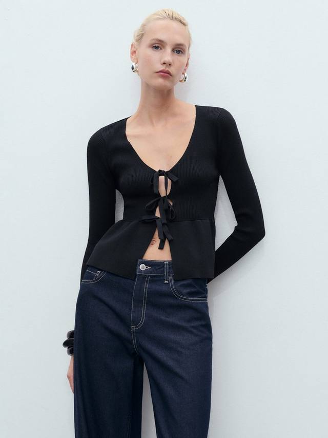 Кардиган Parise с завязкой спереди Mango, Black
Кардиган Parise с завязкой спереди Mango, Black