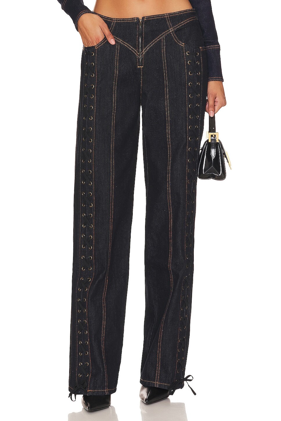 Джинсы LIONESS Daydream Tie Up, цвет Dark Denim
Джинсы LIONESS Daydream Tie Up, цвет Dark Denim