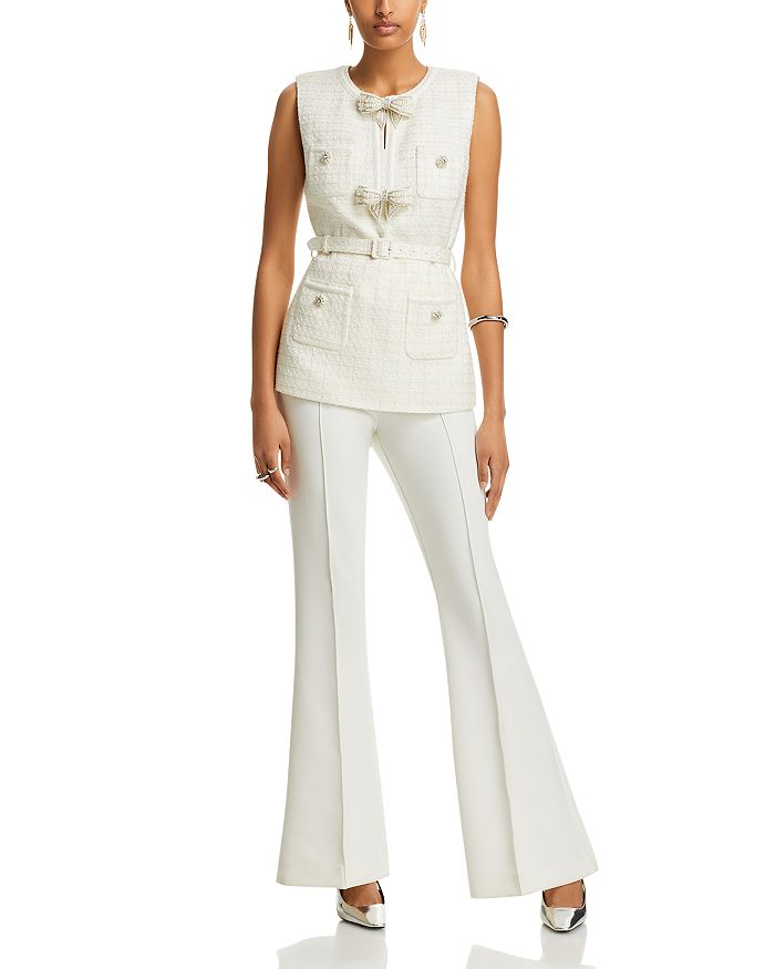 Булавэдный комбинезон с бантом и декором Self-Portrait, слоновая кость/кремовый
Булавэдный комбинезон с бантом и декором Self-Portrait, слоновая кость/кремовый