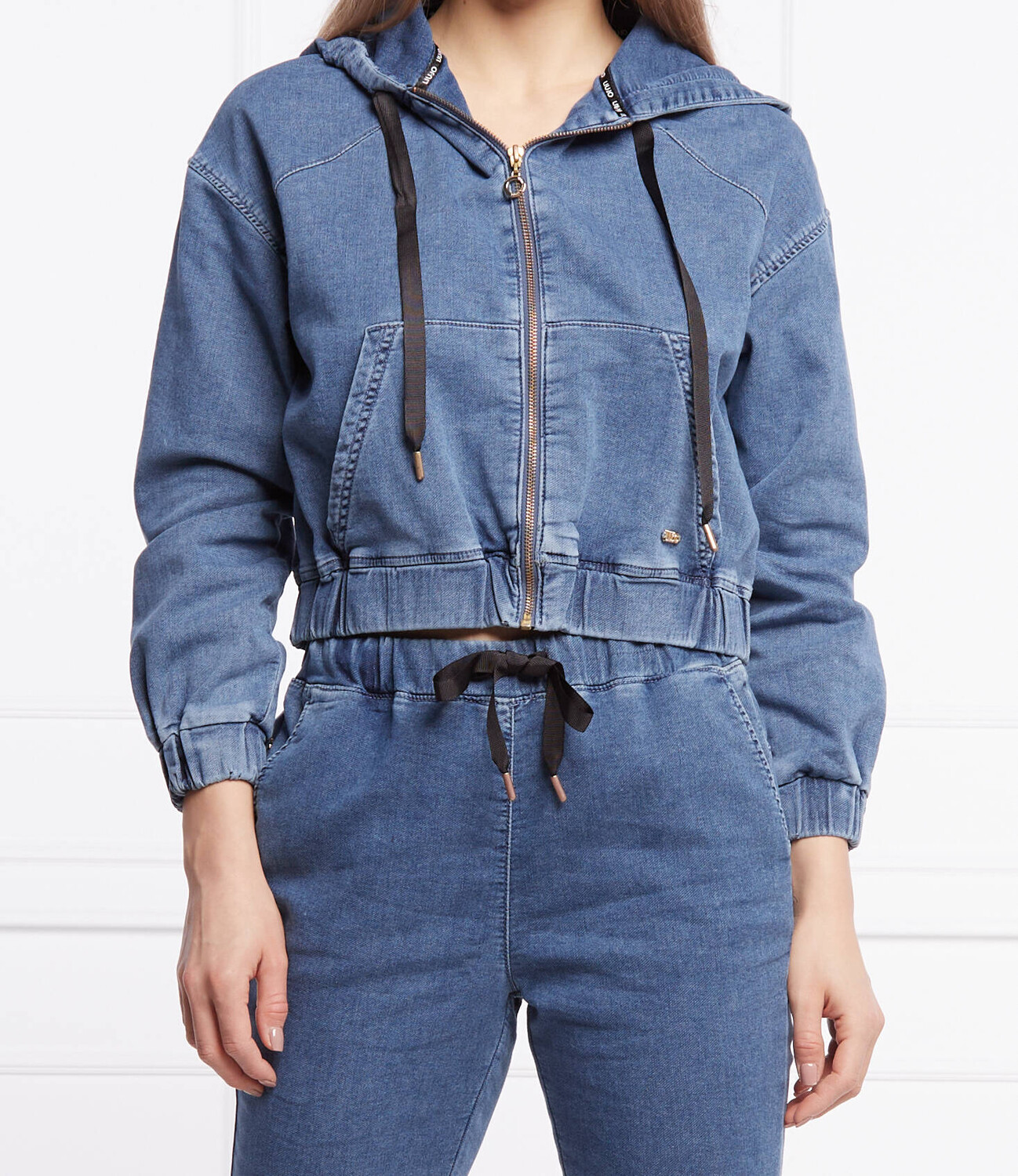 Куртка Liu Jo Sport di jeans aperta cropped fit, синий
Куртка Liu Jo Sport di jeans aperta cropped fit, синий