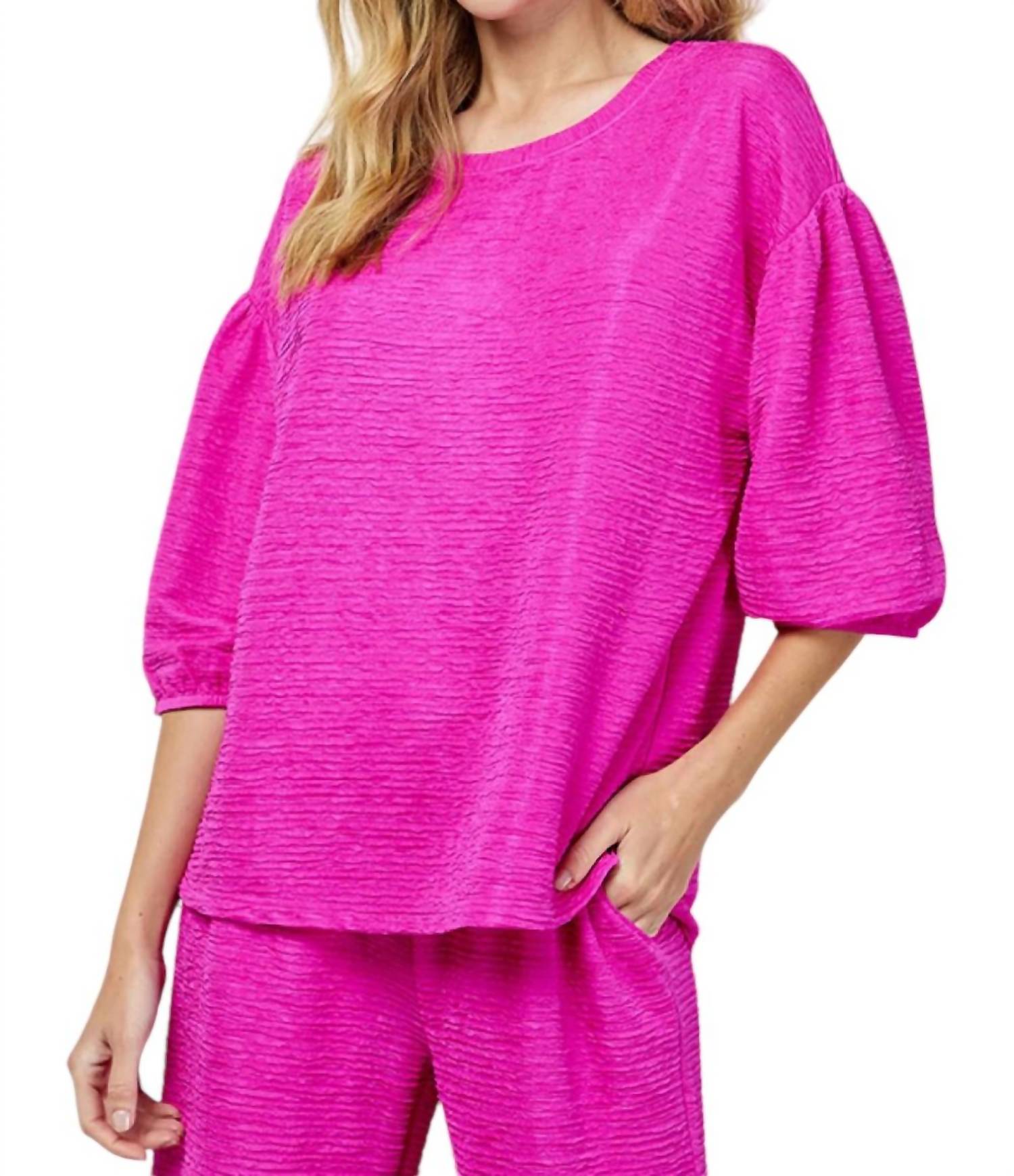 Топ Forever Stylish цвета фуксии SEE AND BE SEEN, фуксия 
Топ Forever Stylish цвета фуксии SEE AND BE SEEN, фуксия