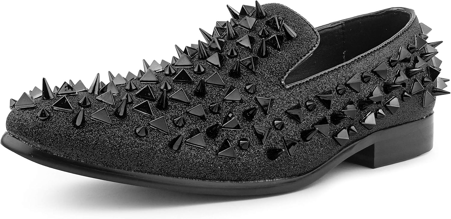 Bolano x Amali Mesa - Мужская дизайнерская обувь, удобные мужские тапочки - Модная обувь - Блестящие и металлические тапочки-слипоны с подходящими шипами, черный
Bolano x Amali Mesa - Мужская дизайнерская обувь, удобные мужские тапочки - Модная обувь - Блестящие и металлические тапочки-слипоны с подходящими шипами, черный