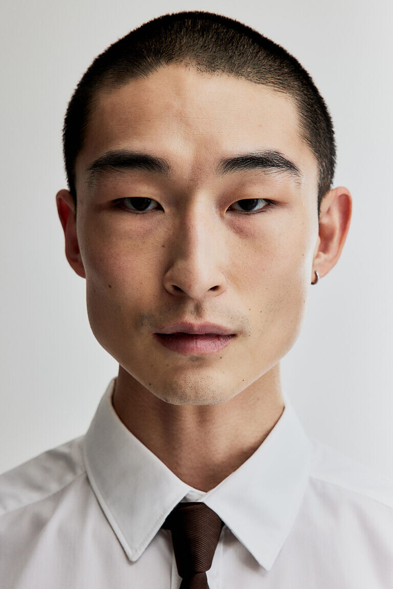 Рубашка regular fit, которую легко гладить H&M, белый
Рубашка regular fit, которую легко гладить H&M, белый