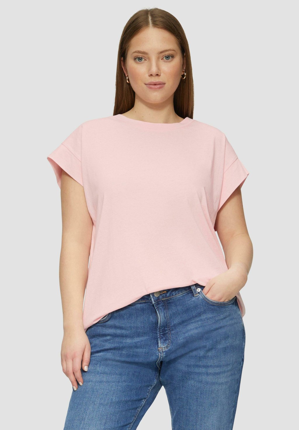 Базовая футболка QS, светло-розовый
Базовая футболка QS, светло-розовый
