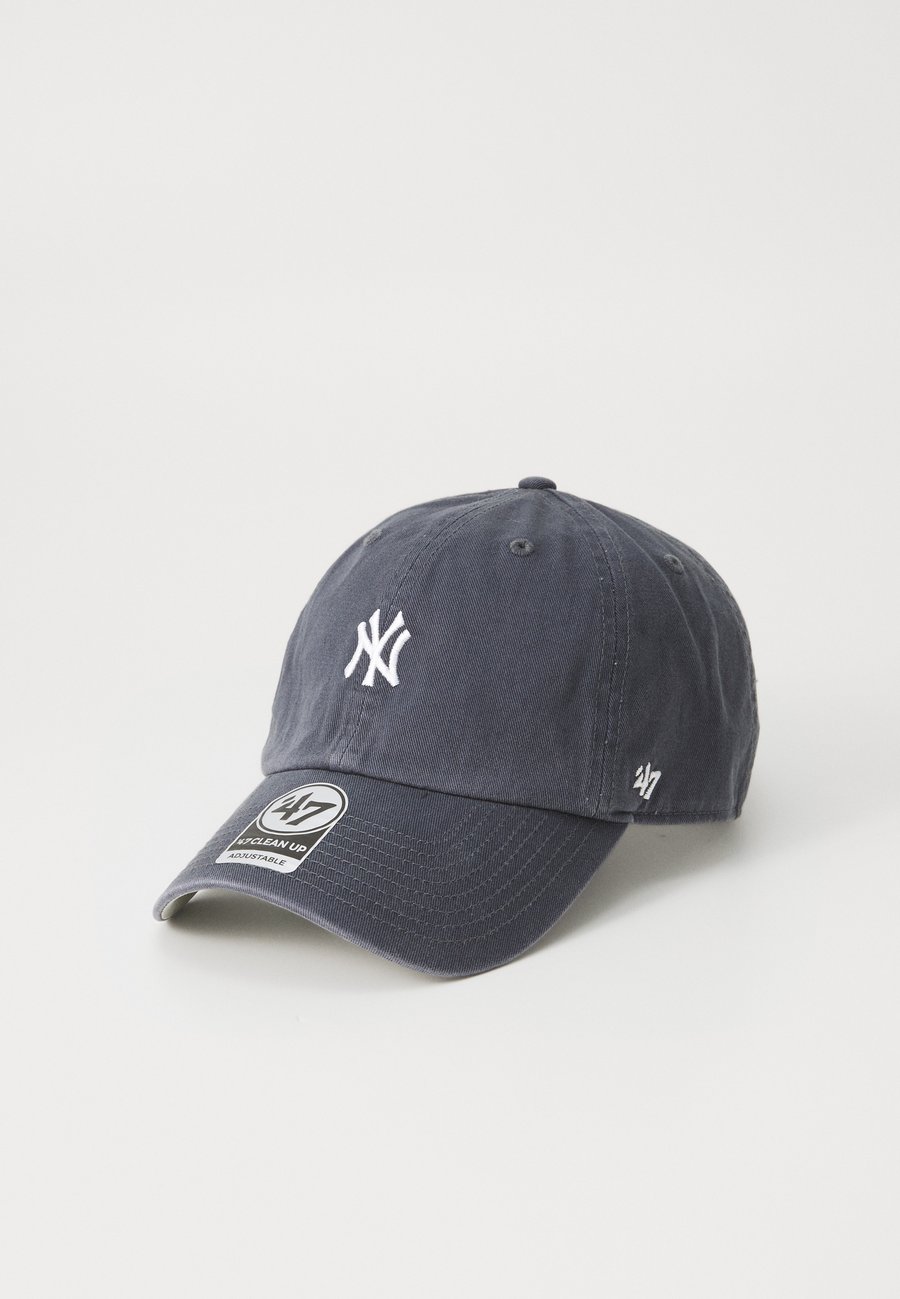 Бейсболка '47 MLB NEW YORK YANKEES BASE RUNNER UNISEX, Vintage Navy/Dark Blue
Бейсболка '47 MLB NEW YORK YANKEES BASE RUNNER UNISEX, Vintage Navy/Dark Blue