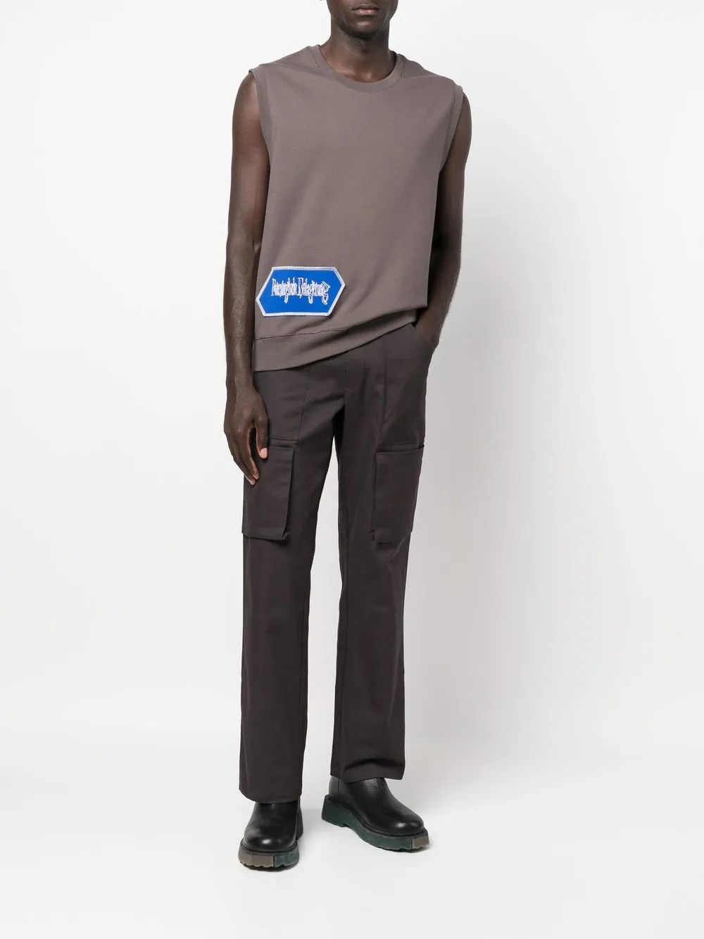 Топ с нашивкой GR10K, серый
Топ с нашивкой GR10K, серый