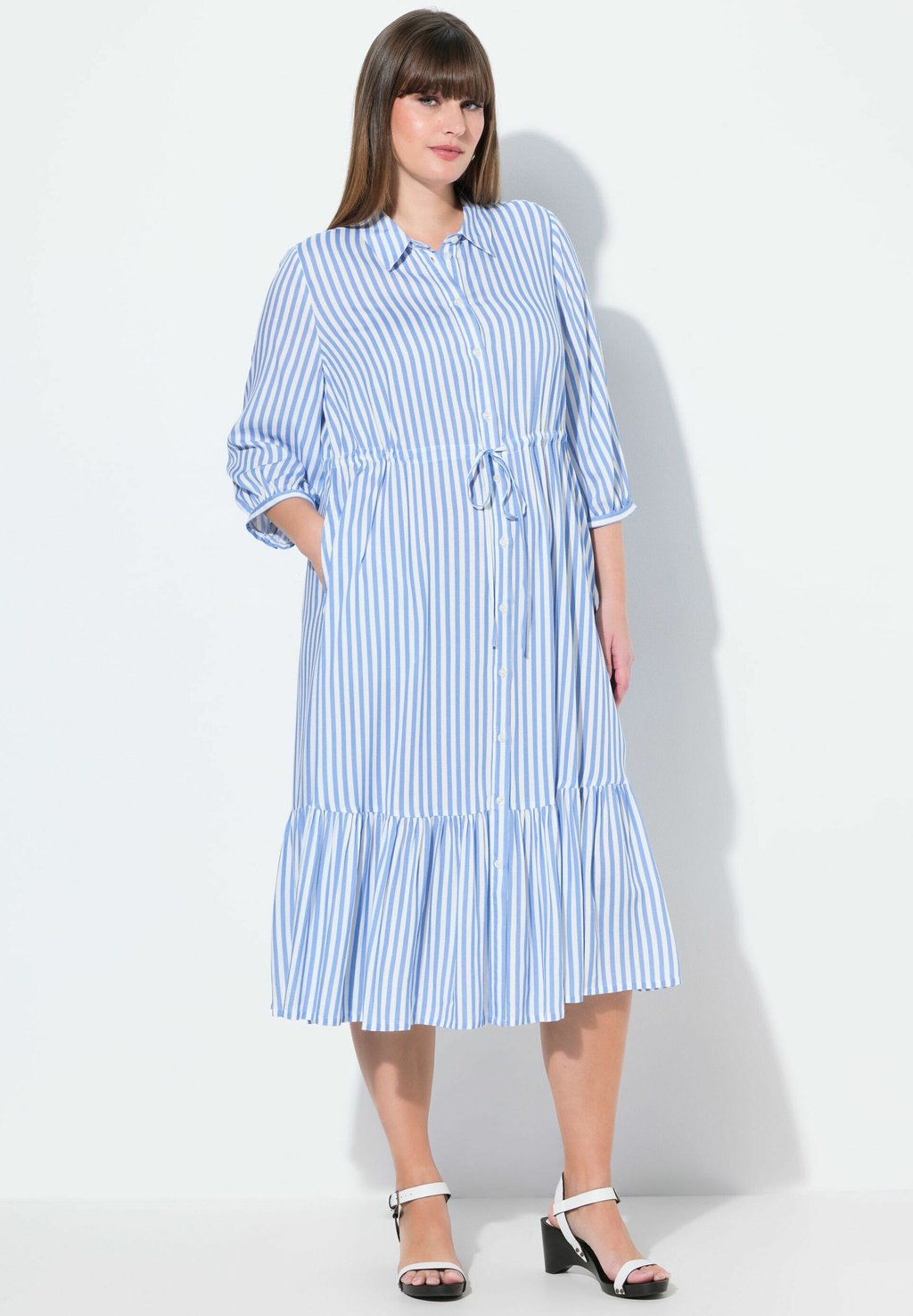 Платье-рубашка STRIPED 3/4 SLEEVE BUTTON DOWN Ulla Popken, светло-голубой
Платье-рубашка STRIPED 3/4 SLEEVE BUTTON DOWN Ulla Popken, светло-голубой