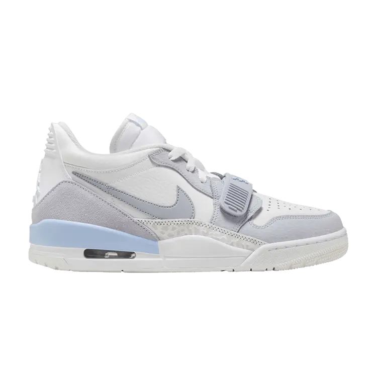 Кроссовки Air Jordan Legacy 312 Low 'Ashen Slate Glacier Blue', белый
Кроссовки Air Jordan Legacy 312 Low 'Ashen Slate Glacier Blue', белый