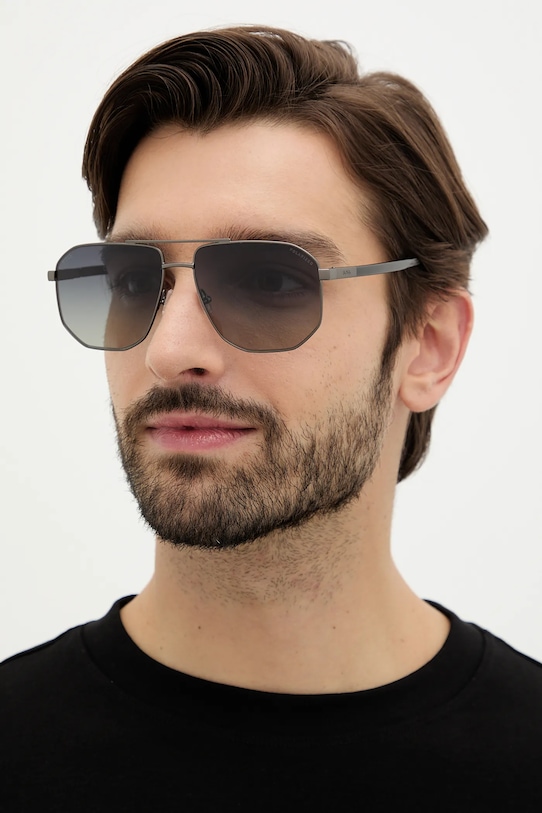 Солнцезащитные очки Boss, серый
Солнцезащитные очки Boss, серый