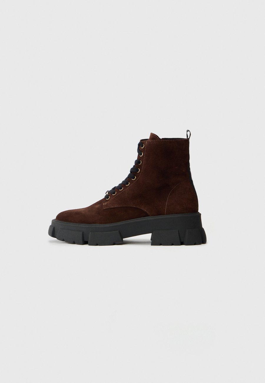 Ботинки Steve Madden TANKER M, Dark Brown
Ботинки Steve Madden TANKER M, Dark Brown