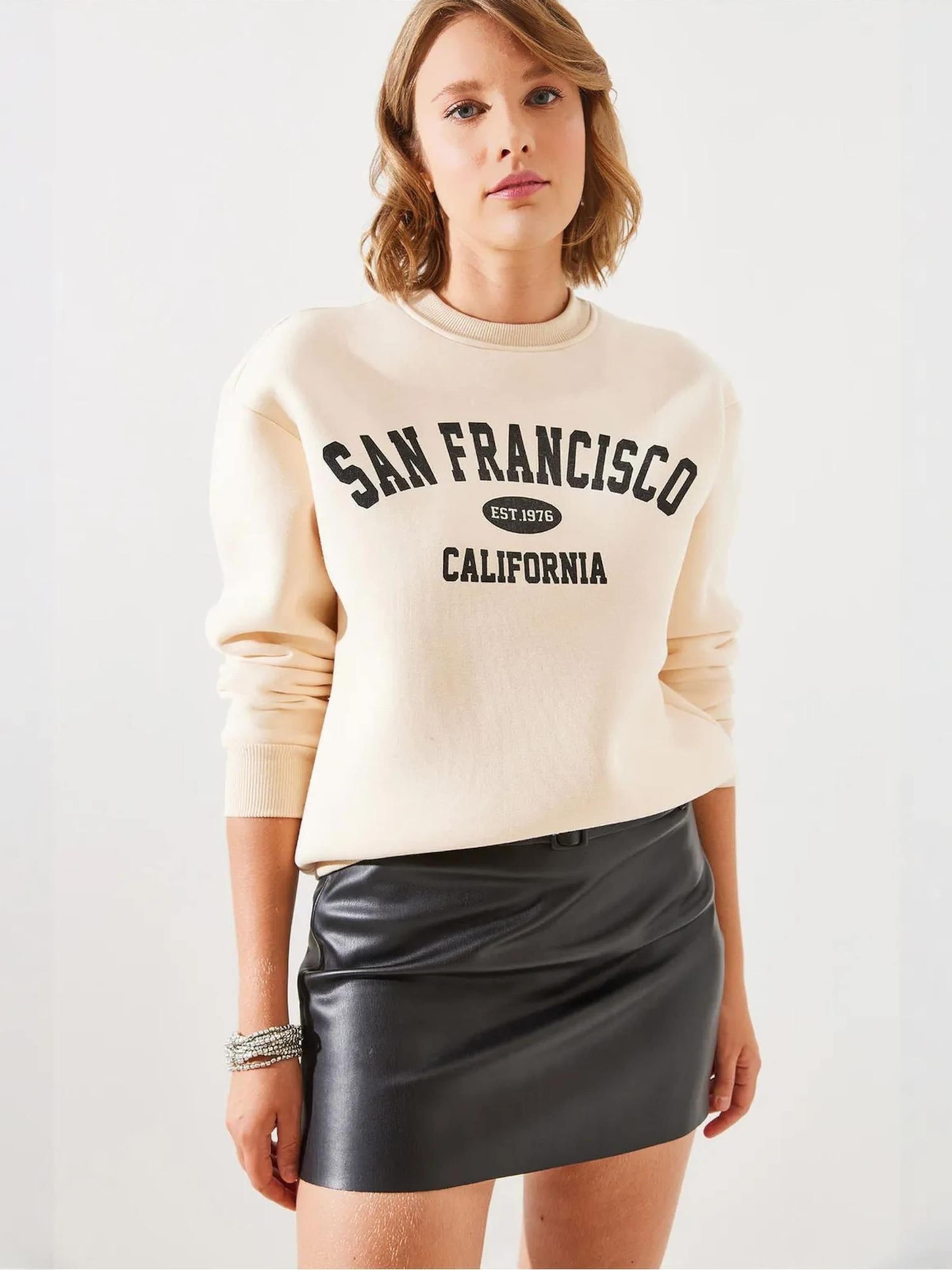 Bianco Lucci Свитшот в бежевом цвете
Bianco Lucci Свитшот в бежевом цвете