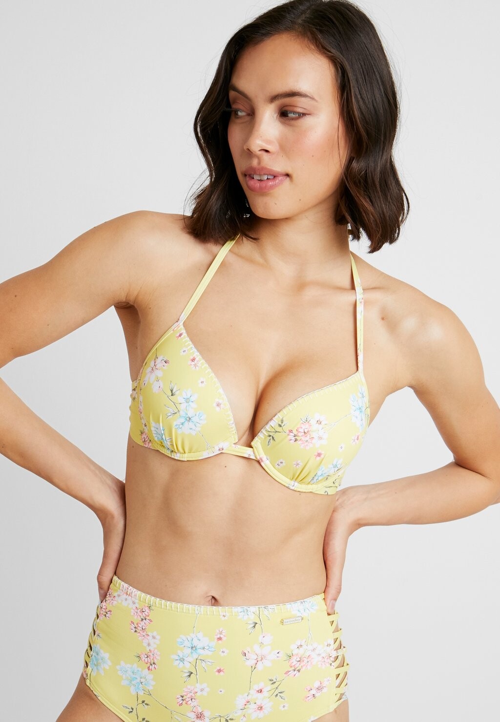 Верх бикини Sunseeker, цвет yellow
Верх бикини Sunseeker, цвет yellow