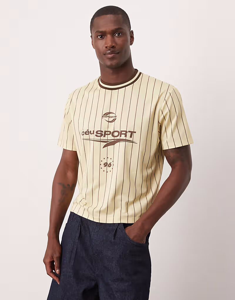 Укороченная футболка ASOS DESIGN с полоской и графикой из кремовой спортивной ткани
Укороченная футболка ASOS DESIGN с полоской и графикой из кремовой спортивной ткани