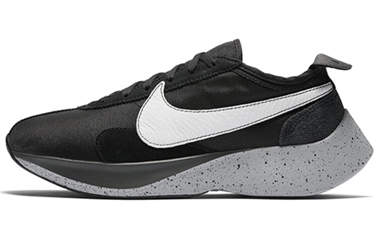 Мужские кроссовки для бега Nike Moon Racer
Мужские кроссовки для бега Nike Moon Racer