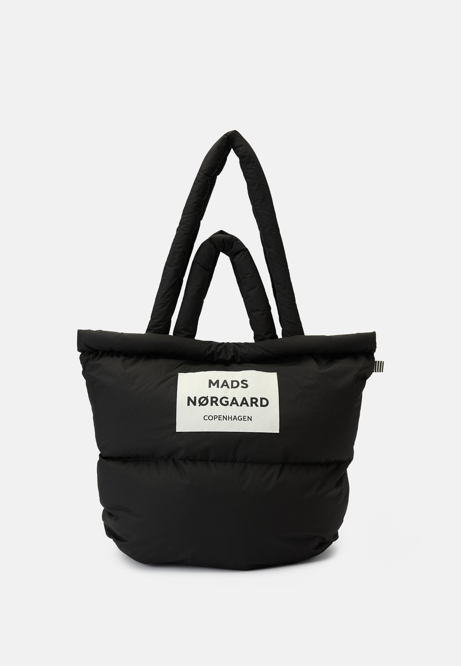 Сумка-шоппер Mads Nørgaard PILLOW BAG, Black
Сумка-шоппер Mads Nørgaard PILLOW BAG, Black