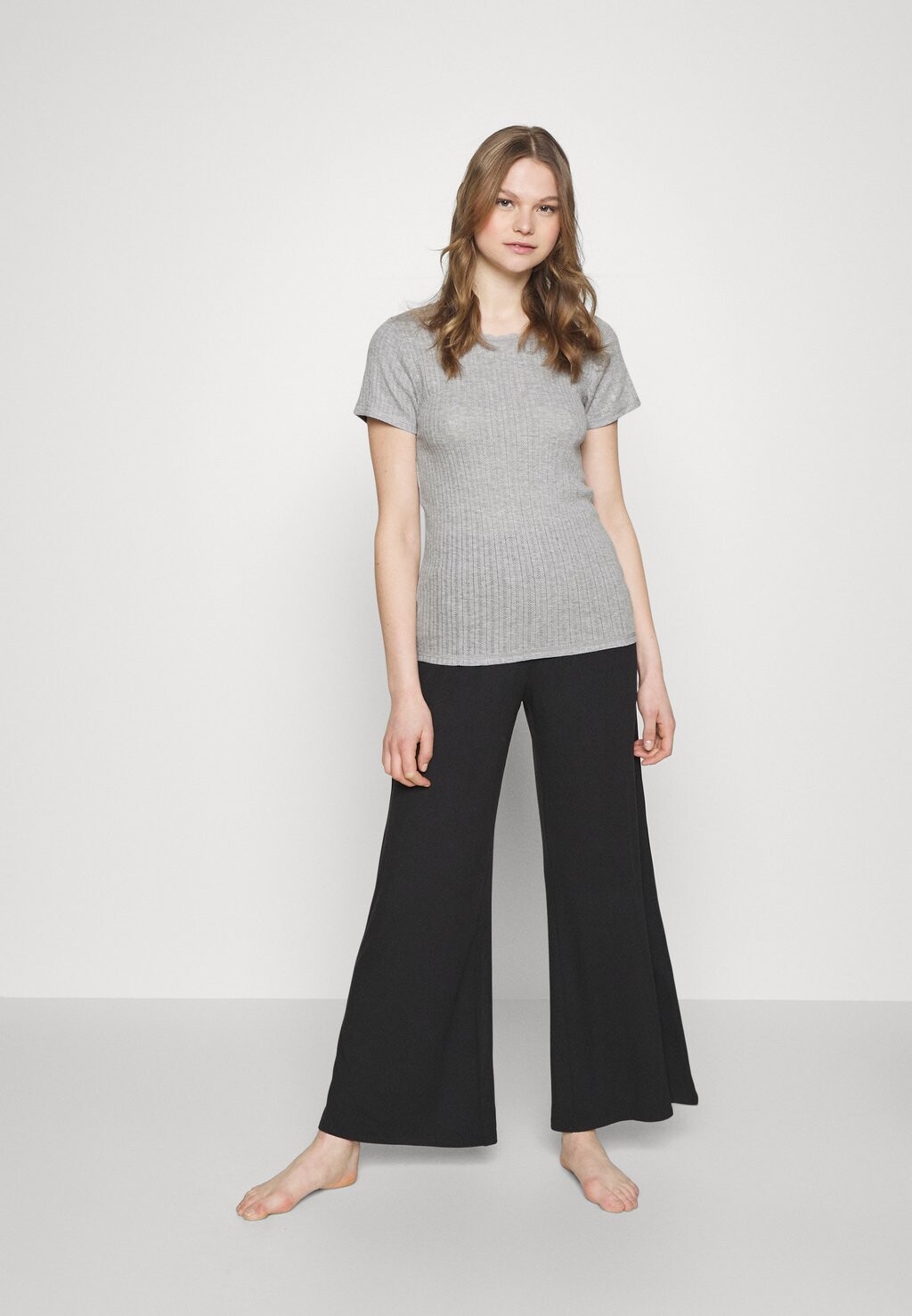 Пижамная рубашка Marks & Spencer
Пижамная рубашка Marks & Spencer