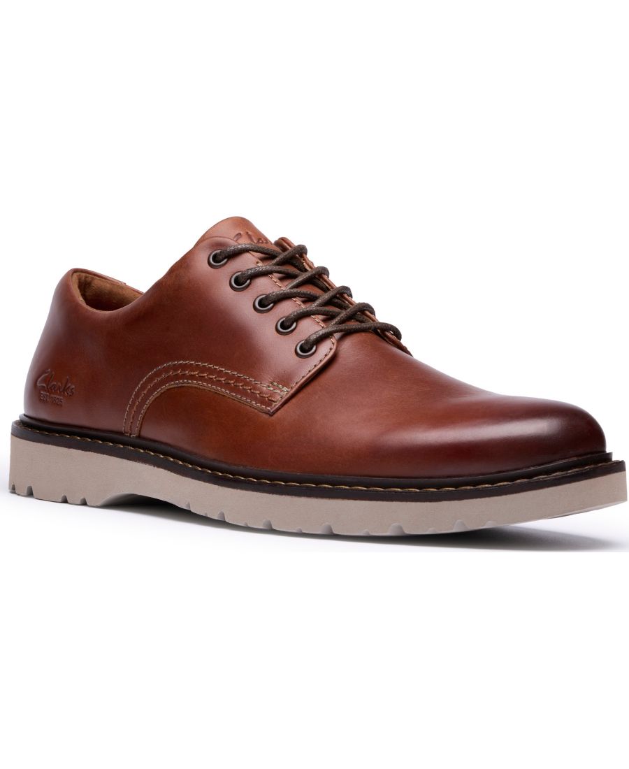 Мужские низкие повседневные туфли-дерби Weltridge Clarks, Dark tan suede
Мужские низкие повседневные туфли-дерби Weltridge Clarks, Dark tan suede