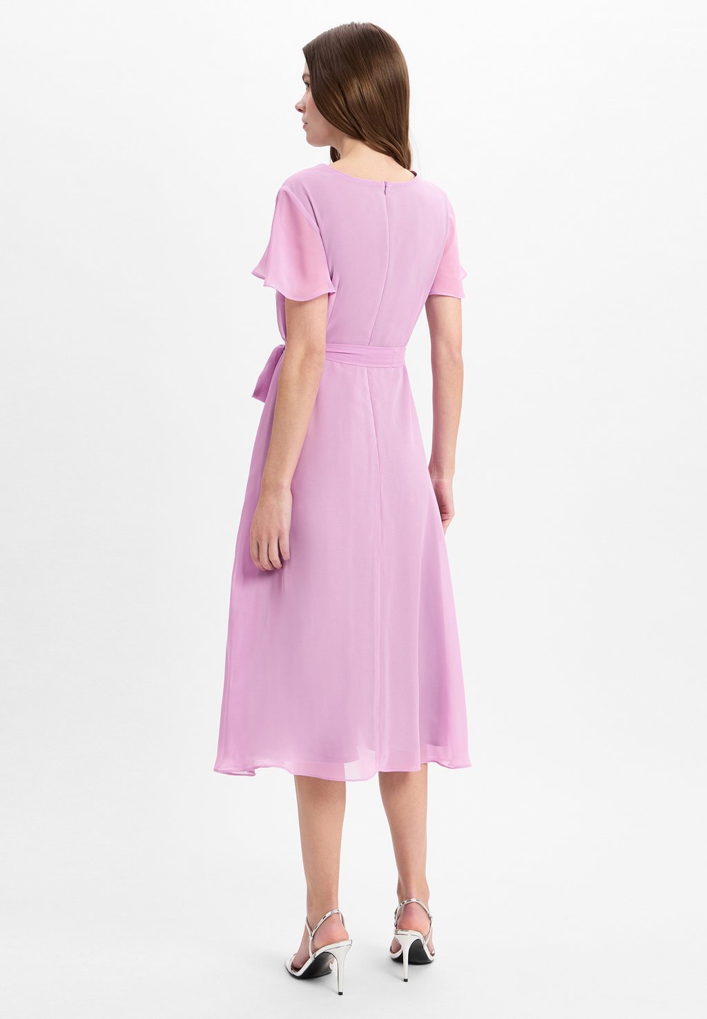 Повседневное платье PARADI, сиреневый
Повседневное платье PARADI, сиреневый