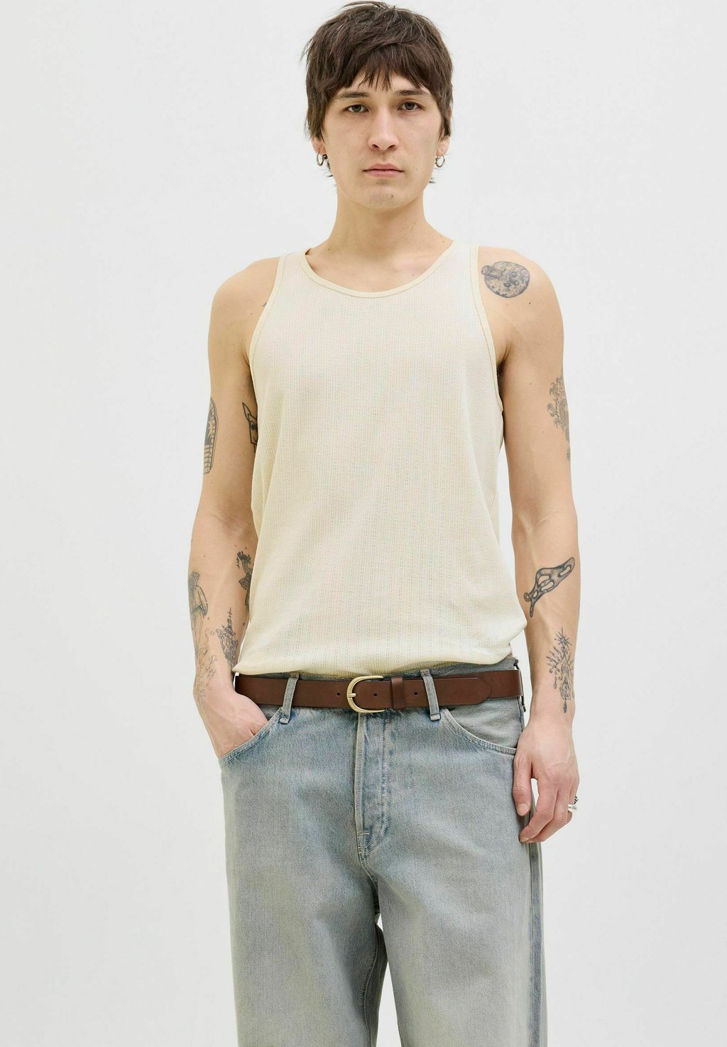 Базовая футболка Jack & Jones, бежевый
Базовая футболка Jack & Jones, бежевый