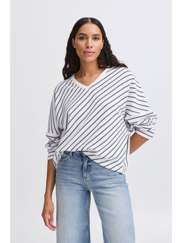 Толстовка свободного кроя BYRUNI в цвете Medieval Blue Mix b. young
Толстовка свободного кроя BYRUNI в цвете Medieval Blue Mix b. young