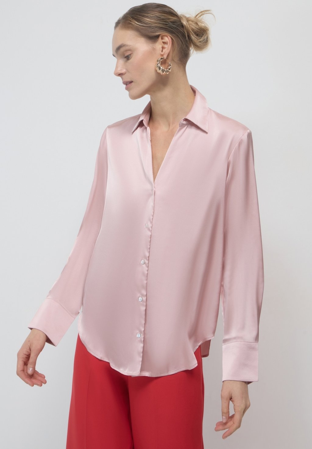 Блузка на пуговицах SIMIL Calliope, светло-розовый
Блузка на пуговицах SIMIL Calliope, светло-розовый